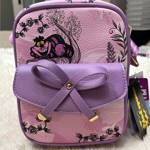 Wonda Pop Disney Alice In Wonderland Cheshire Cat Luxe 8-inch Crossbody. NWT